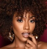 Jazz in the Gardens fest: Pay attention to South Florida’s Savannah Cristina