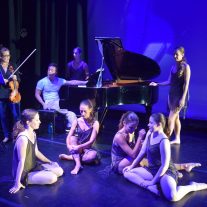 La reaparición de Delma Iles y Momentum Dance Company