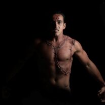 Zoetic Stage creates a dark, enticing ‘Frankenstein’ in time for Halloween