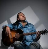 AMAURY GUTIÉRREZ: EL TROVADOR DE LOS SUEÑOS CUMPLIDOS