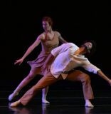 BEATRIZ GARCÍA Y ARMANDO BRYDSON: DANZA CONTEMPORÁNEA PARA SUBLIMAR LA EXISTENCIA