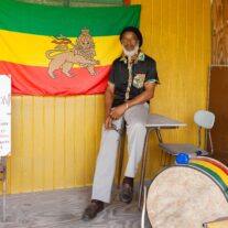 In ‘Multitudes’ at Frost Museum-FIU, Kacey Jeffers Captures Life on His Island Home