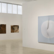 Una mirada profunda a la obra de la artista cubana Zilia Sánchez en el ICA Miami