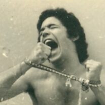 Serie de Cine Cubano estrena ‘The Walker’, un documental sobre Humberto Castro