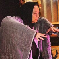 Microteatro On Tour presentará “Hambre” en la librería Books & Books