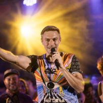 Miamibloco’s 80 drummers and a bevy of guests equal 100-plus for ‘Sadeira Social’