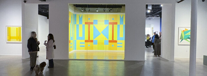 El hábitat perceptivo de la pintora Karen Rifas en LnS Gallery