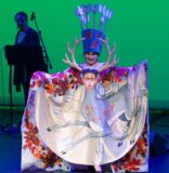 Astrid Hadad presenta ‘La pluma o la espada’ en el Westchester Cultural Arts Center