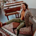 Miami-born Emmet Cohen brings viral ‘Emmet’s Place’ jazz series to the Arsht Center